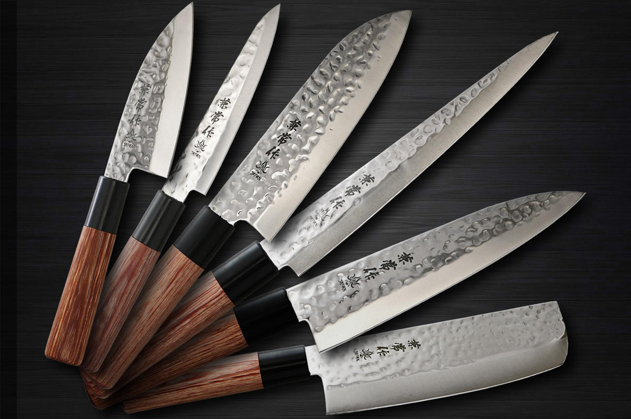 The Edge of Excellence: Why Sharp Kitchen Knives Are Your Culinary Superpower